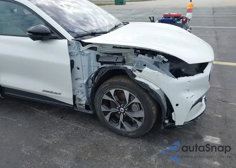 2021 Ford Mustang Mach-E Premium z USA, uszkodzony, nr VIN 3FMTK3SU8MMA59840